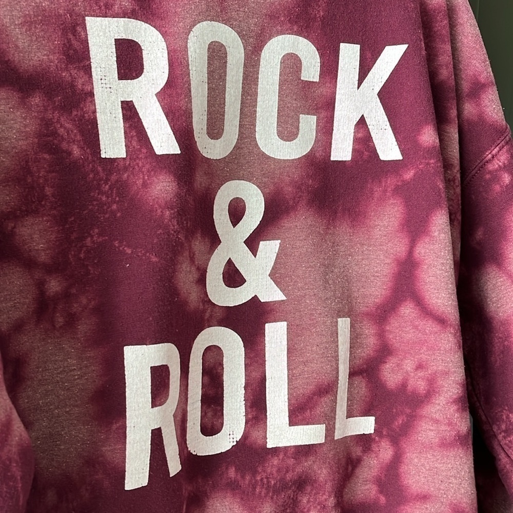 Gildan tie-dye rock and roll sweatshirt - Picture 4 of 8